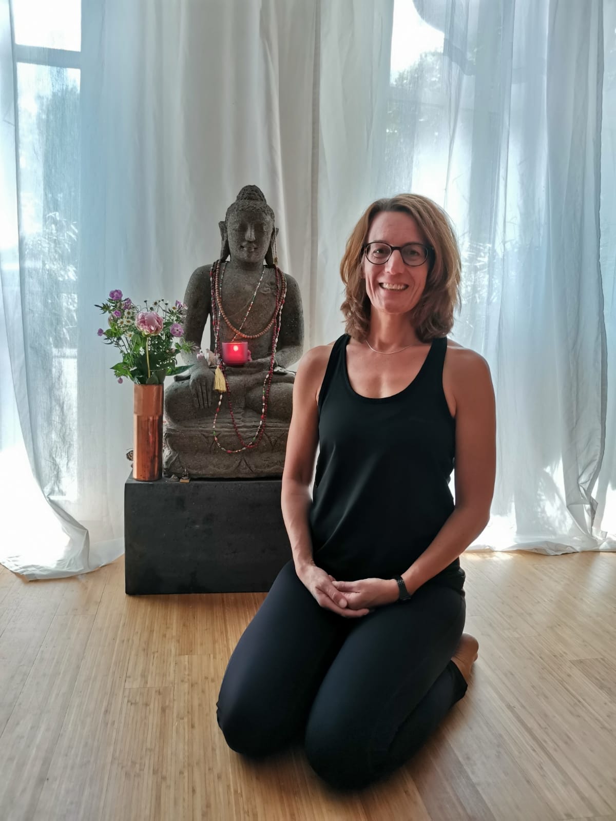 Muna Scherrer, Yoga - und Pilateslehrerin